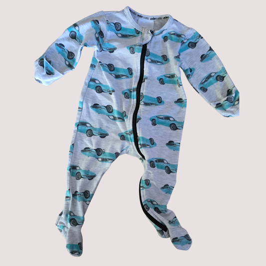 Underworks Onesie 0-3m