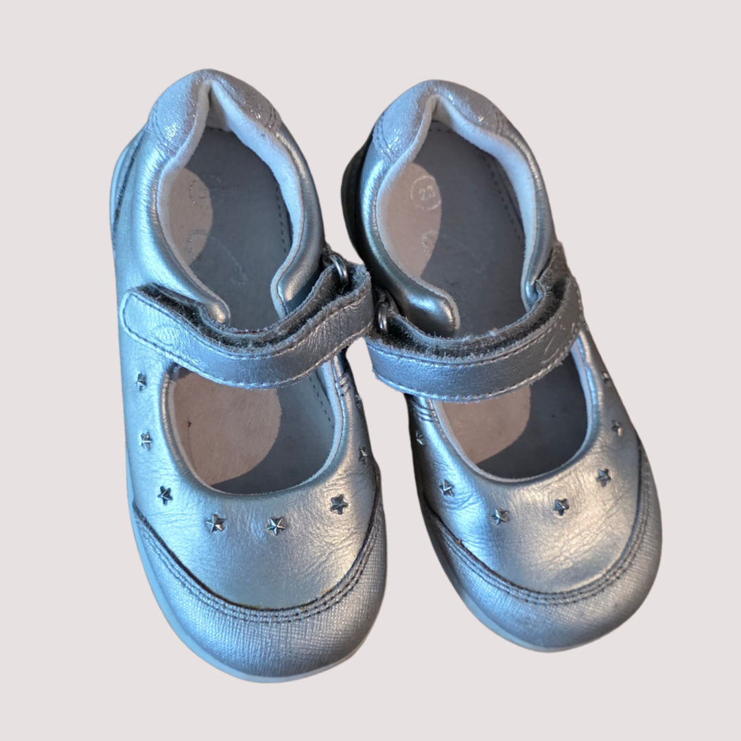 Clarks Bella Star Mary Jane Shoes Size 23