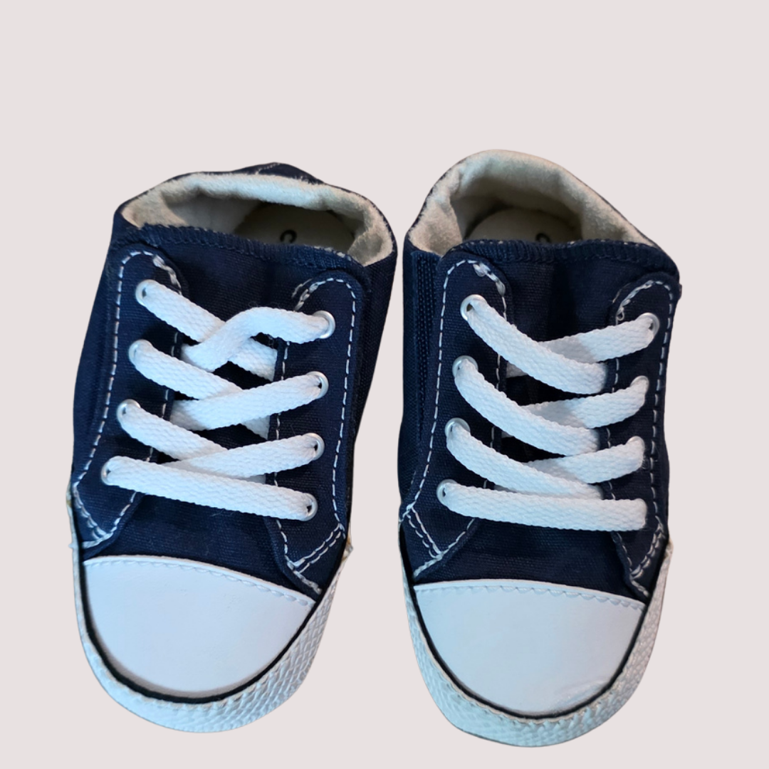 Converse Baby Size US 4